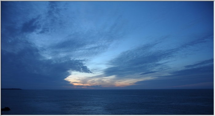 sous lune pâle-photo-blog