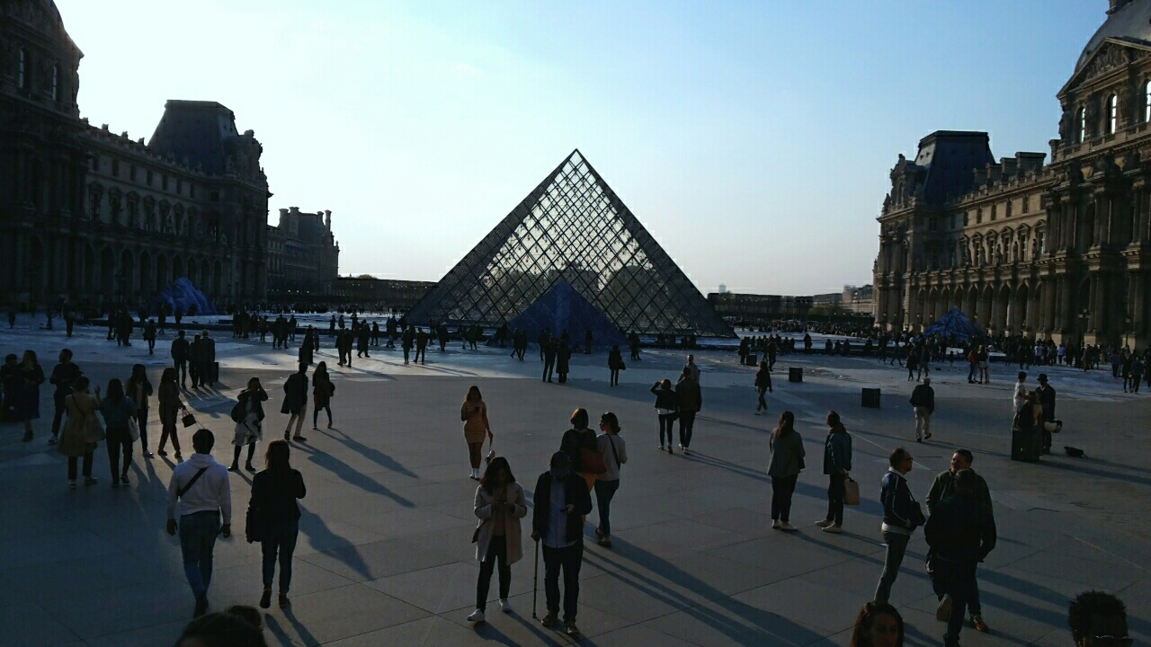 bc-2019-14-La pyramide