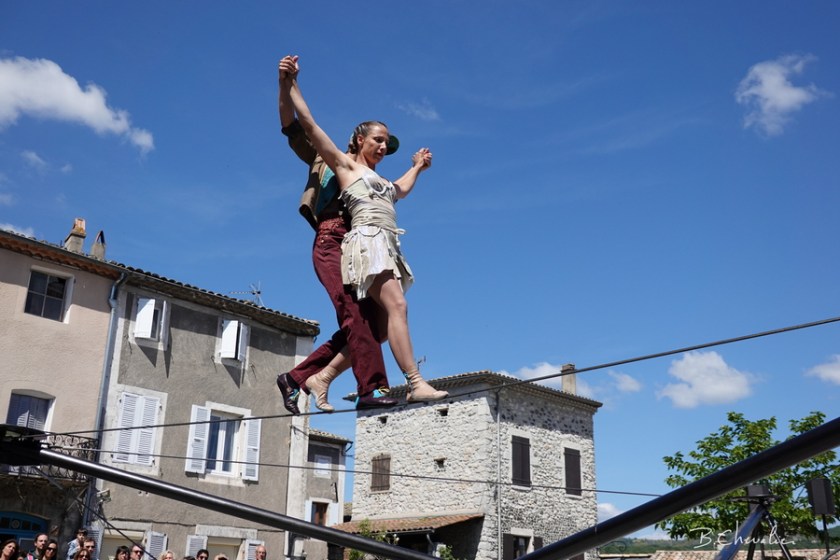 blog-bc-2019-24-à deux sur le fil